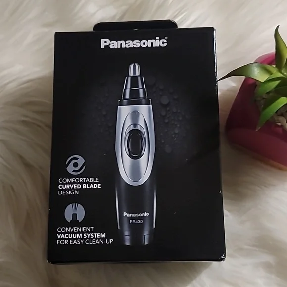 Panasonic vacuum nose 2024 & ear trimmer